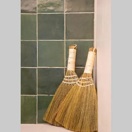 Vieil Antibes, De Sable, Avec Parking Apartment Antibes