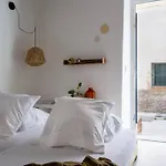Appartamento Vieil Antibes, De Sable, Avec Parking *