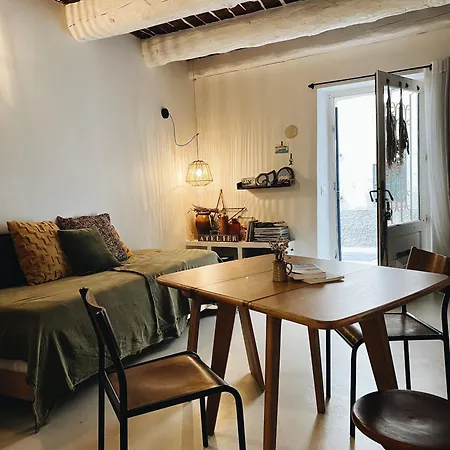 Vieil Antibes, De Sable, Avec Parking Antibes