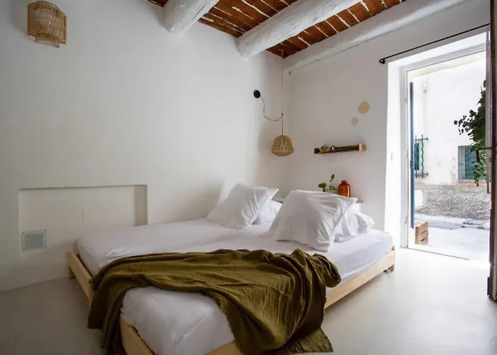 Apartamento Vieil Antibes, De Sable, Avec Parking