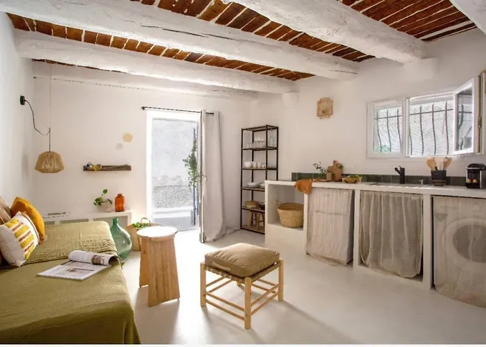 Apartamento Vieil Antibes, De Sable, Avec Parking Antibes