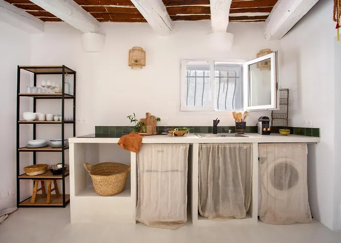 Vieil Antibes, De Sable, Avec Parking Antibes