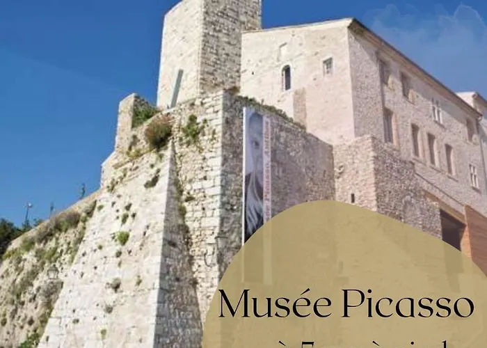 Appartement Vieil Antibes, De Sable, Avec Parking *